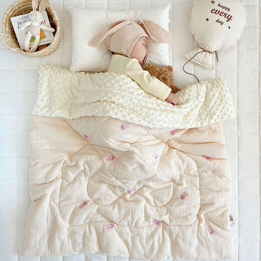 Others Newborn baby spring and autumn blankets, children's air-conditioned quilts, kindergarten quilts, autumn and winter quilts, soothing beanie fleece blankets, bear head embroidered beanie quilts 10-20 degrees 100x120cm