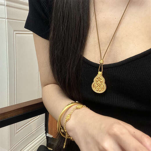 Only pair of retro style Buddha Blessing Gourd Pendant Necklace Ancient Method 18k Gold Autumn and Winter Style Hollow Micro-Inlaid Clavicle Chain Jewelry Accessories Buddha Blessing Gourd Pendant + Coffee Rope