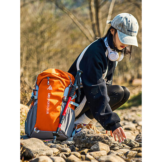 Wenzhi Mountaineering Bag Summer Outdoor Travel Lightweight Backpack Men's and Women's Sports Hiking Backpack Camping Large Capacity Backpack Mountaineering Bag Upgrade Orange