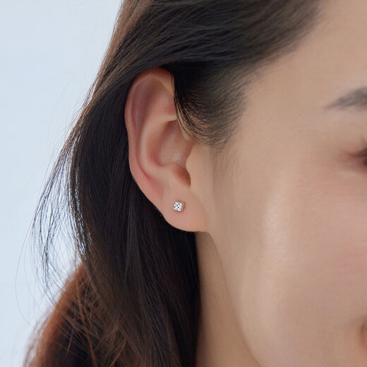 Lukfook Jewelry Platinum Earrings Platinum 950 Solid Small Sugar Cube Earrings Price L04TBPE0012 About 1.20g