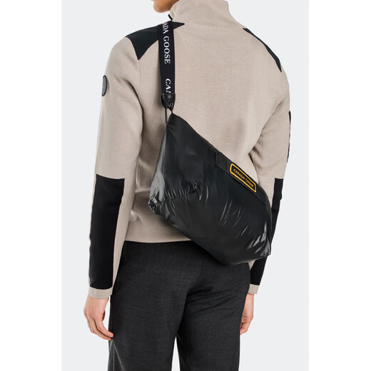 Canada Goose (Canada Goose) Crofton Unisex Kurze Daunenjacke Parka Große Gänsedaunenjacke 2252M 61 Schwarz Es wird empfohlen, eine Größe kleiner zu wählen, diese Größe ist zu groß M