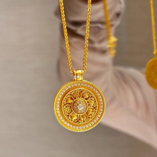 Feng Feili 18K gold-filled ancient method diamond-set disc transfer bead necklace gold eight-treasure compass pendant jewelry diamond-set golden eight-treasure compass single pendant