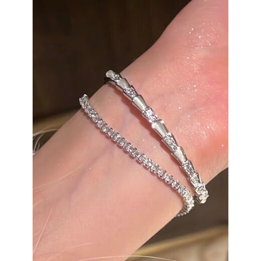 KZD Old Phoenix Gold Store Model S9999 Silver Fritillary Spirit Snake Bracelet 2024 New Bracelet Girls Light Luxury Square Diamond Bracelet (Closed) Same Style as Lao Fengxiang