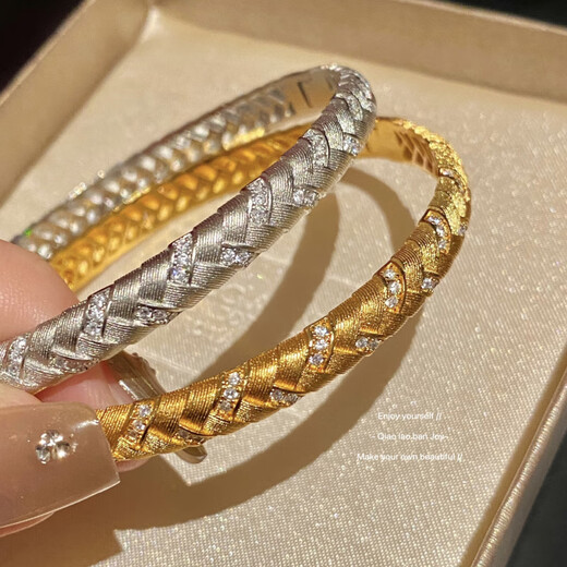 Shijun (SHIJUN) Heavy Industry Wheat Ear Bracelet Bracelet Middle Ages Flash Diamond Red Corundum Imitation Jade Color Retro Texture Fashion Accessories Jewelry Gold Bracelet