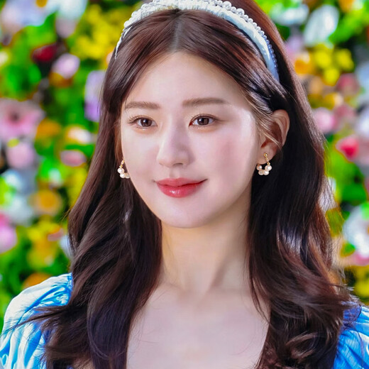 Yican Zhao Lusi's same style freshwater imitation pearl earrings for women 2025 new popular earrings light luxury high-end temperament earrings seven freshwater pearl earrings