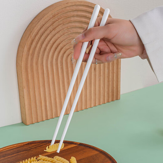 Ceramic chopsticks for home use, mold-free and high temperature resistant, pure white ceramic chopsticks, 10 pairs
