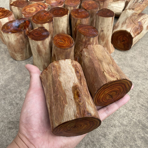 DL 1998 Fat Donglai same style Hainan Huanghuali wool authentic wood scraps mahogany sea yellow handle hanging cylindrical material 100 grams (no measurement included) generally straight