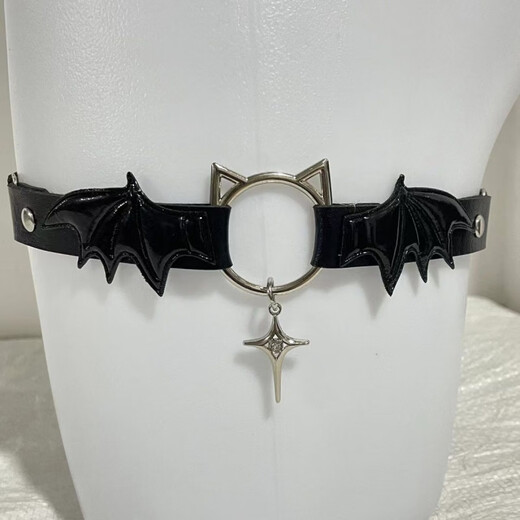 Fat Donglai purchases the same garter, sexy Japanese accessories, Lolita Goth devil wings, cat claws, cat ears, wings, bells, leg rings, and pendants