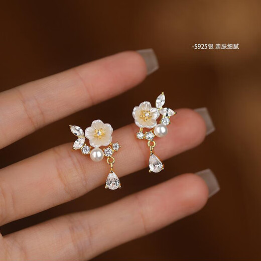 Juvia Camellia Earrings for Women S925 Silver Temperament and High-end Flower Earrings National Style Fashionable Earrings Suitable for Autumn and Winter Camellia Earrings S925 Silver Gift Box