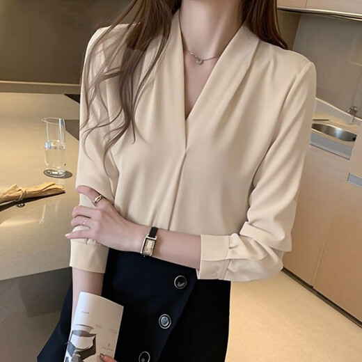 2025女装白色V领缎面衬衫职场通勤内搭西装高级上衣职业装白衬衣 675杏色【V领】 M 推荐【95-110斤】
