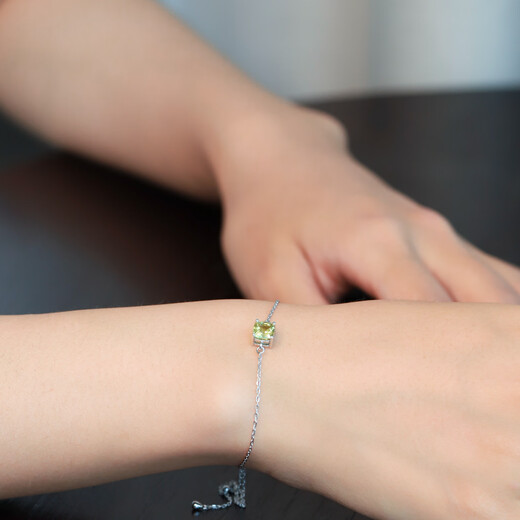 GEM STONE KING 85 points Green Peridot Bracelet Women's 925 Silver Colorful Jewelry Classic Exquisite Niche Ins Gift for Girls Birthday Gift