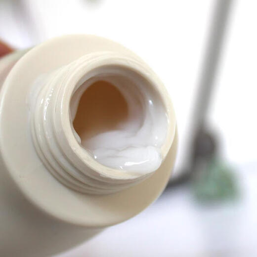 Adolf Elastin 300g Essential Oil Fragrance Hair Memory Curl Moisturizing Styling Elasticity Shiny Fluffy Refreshing No Oil 1 bottle of Essential Oil Fragrance Hair Elastin 300g