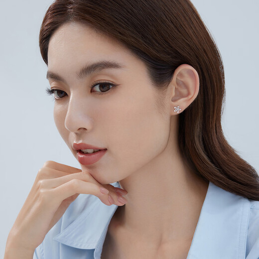 Lukfook Jewelry Platinum 950 rose gold earrings for women, price L19TBPE0011, about 1.08 grams