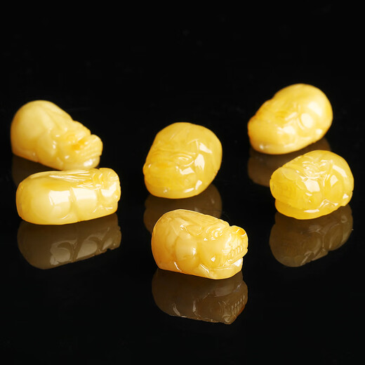 Yanyun jewelry collection grade natural beeswax Pixiu carvings with beads single loose beads chicken oil yellow amber bracelet bracelet accessories 3-4 grams