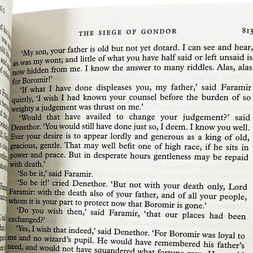 The Lord of the Rings The Hobbit 4-volume set English original The lord of the rings fantasy novel Tolkien,J.R.R. 9780261103566