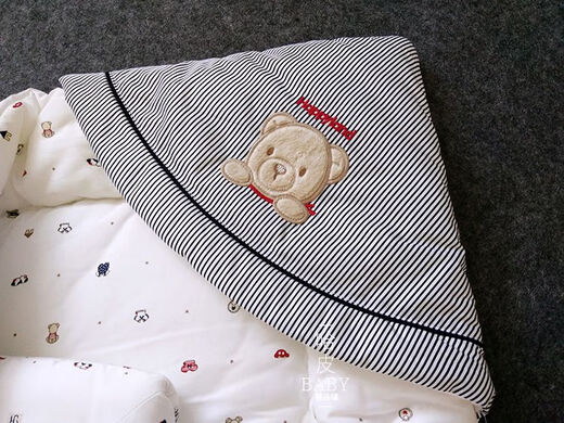 Newborn blanket Happyland baby spring, autumn and winter outing pure cotton thickened warm blanket baby quilt winter quilt removable 95x95cm