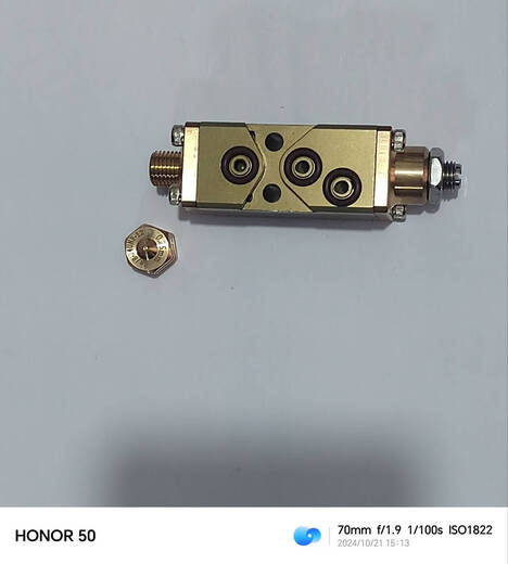 Wen Yijia Nuoxin model zero-drip high-speed dispensing head automated hot melt dispensing valve gift box glue gun Golden high-speed Nordson model glue valve one