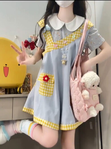 Yingtang Japanese college-style girl outfit complete set of cartoon childlike loose overalls with colorful dot dolls. Set of blue overalls + doll collar top not included. One size fits all