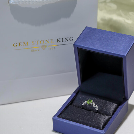 GEM STONE KING green peridot ring for women, 925 silver inlaid with 1.01 carat colored gemstones, as a Valentine’s Day gift for your girlfriend, US No. 9