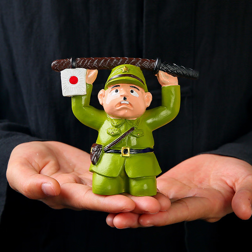 SHL Color Changing Tea Pet Ornaments People Kneel and Surrender Tea Play Tea Table Tea Tray Decorations Tea Set Accessories Boutique Ornaments Japanese Surrender Color Changing Gift Box Packaging