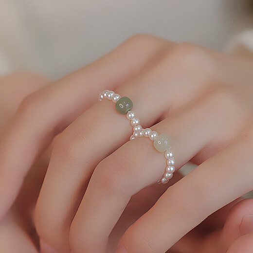 Fingertip Hetian jade and shell beads ring for women, light luxury index finger ring, high-end tail ring, light color Hetian jade 6-7mm/shell beads 3mm