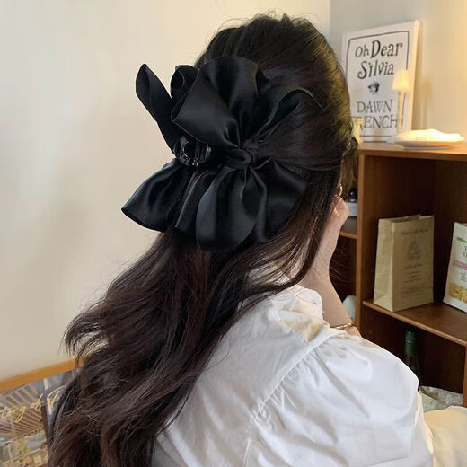 The big bow is very conspicuous_Satin black hair shark clip women's hair clip with multiple hair clips on the back of the head hair clip ins black big bow clip single pack