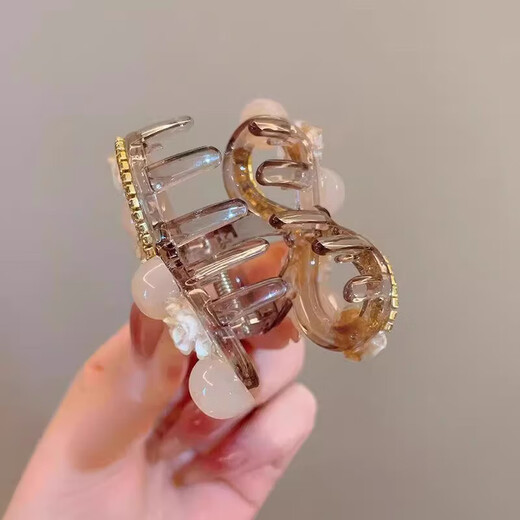 Two Worlds of Love Rhinestone Camellia Beads Clip for Women 2025 New Light Luxurious and High-Level Design Hair Clip for Back of Head Hair Tiara Camellia Beads Clip