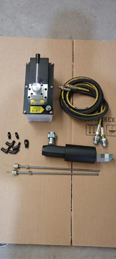 New ultra-high pressure pneumatic grease nozzle dredge dredge repair tool engineering vehicle truck butter hole dredge dredge complete set with pump