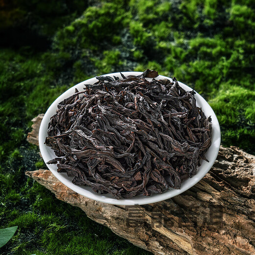 Qiu Boyuan Mid-Autumn Wuyi Mountain Zhengyan Flower Fruity Cinnamon Yuhuadong Cinnamon Tea Oolong Tea Gift Box 250g