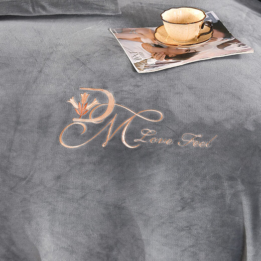 LAVIE HOME Luolai baby velvet quilt cover warm and thickened baby velvet autumn and winter milk velvet quilt cover thickened double bed gray 180cm*210cm