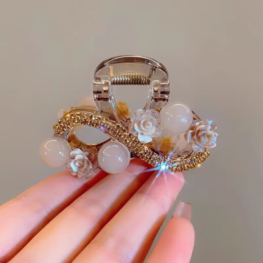 Two Worlds of Love Rhinestone Camellia Beads Clip for Women 2025 New Light Luxurious and High-Level Design Hair Clip for Back of Head Hair Tiara Camellia Beads Clip