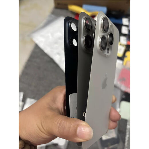 I Apple 15pro original disassembled back cover glass, pure original disassembled back cover glass, original, supports identification, blue, 90% new, obvious scratches on the glass, small mirror ring