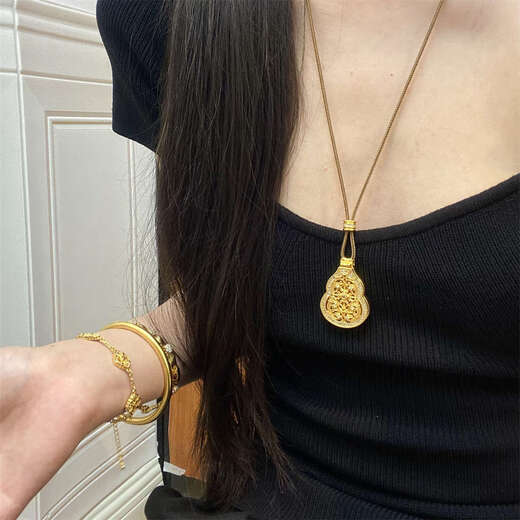 Only pair of retro style Buddha Blessing Gourd Pendant Necklace Ancient Method 18k Gold Autumn and Winter Style Hollow Micro-Inlaid Clavicle Chain Jewelry Accessories Buddha Blessing Gourd Pendant + Coffee Rope
