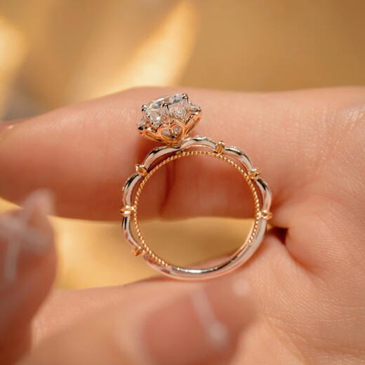 Nilan Fat Donglai same style pt950 platinum moissanite round bag ring silver moissanite blooming rose bouquet diamond ring thickened 50 points D color moissanite benchmark South African real diamond No. 9