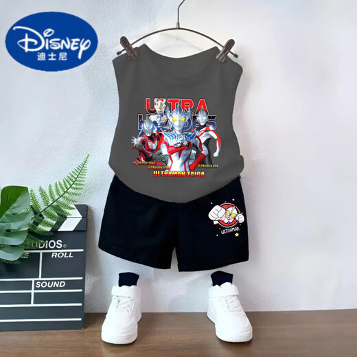 Disney pure cotton boy sleeveless vest set summer new Ultraman children's top baby summer suit handsome two-piece set fruit green T983 + black T273 small 110 cm recommended height 100-110CM