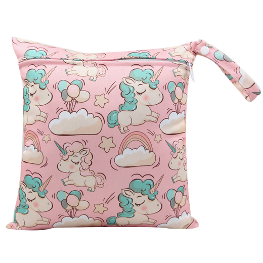 Sanqihu baby waterproof baby hanging bag diaper bag diaper bag baby bed clothes diaper portable bag color cartoon color large size 30x28CM