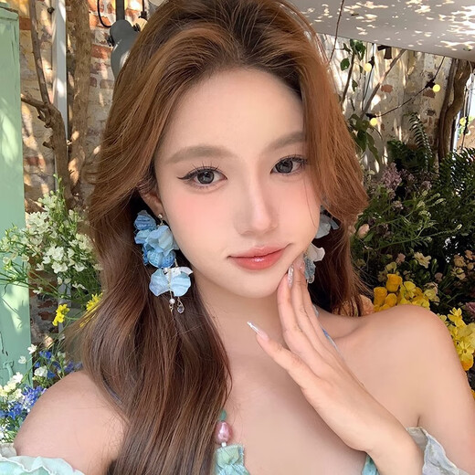 Light blue tassel earrings, feminine and high-end earrings, vacation seaside earrings, stunning temperament accessories, Blue Enchantress artificial flower tassel earrings