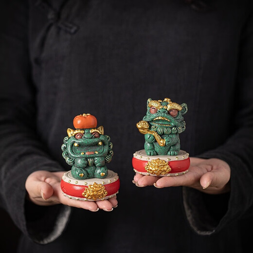 BOSSY Forbidden City style cultural creation lucky stone lion tea pet everything goes well creative handicrafts ornaments company personal souvenir everything goes well a pair bonus gold + base + gift box