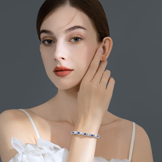 BOGLIA four-leaf clover bracelet for women light luxury 2025 new sapphire bracelet birthday gift for girlfriend and wife four-leaf clover bracelet
