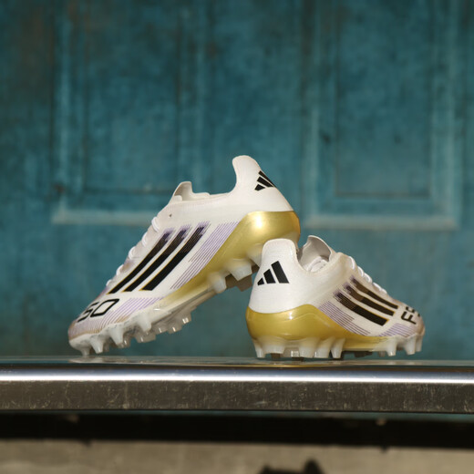 Adidas (adidas) little plum ADIDAS Adidas F50 high-end AG short spike sports training football shoes for adults JR1693 white black gold JR1693 contact customer service to enjoy the order benefit 42.5 (265CHN)