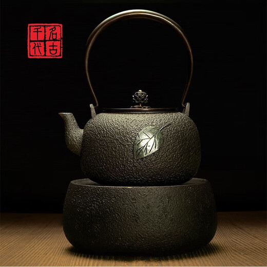 Nako Chiyo's preferred iron kettle, Japanese iron kettle, uncoated cast iron tea kettle, old iron kettle, electric ceramic stove, water sand iron kettle