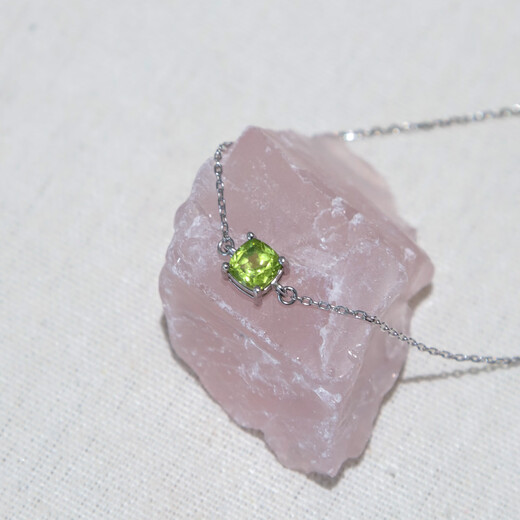 GEM STONE KING 85 points Green Peridot Bracelet Women's 925 Silver Colorful Jewelry Classic Exquisite Niche Ins Gift for Girls Birthday Gift