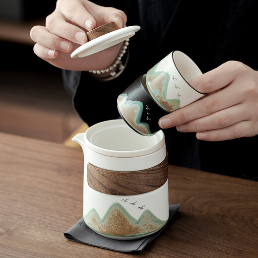 Tangfeng travel tea set, one pot and two cups, outdoor travel portable quick cup, birthday gift for elders, business souvenir, Yahei Qianli Jiangshan quick cup (with filter)