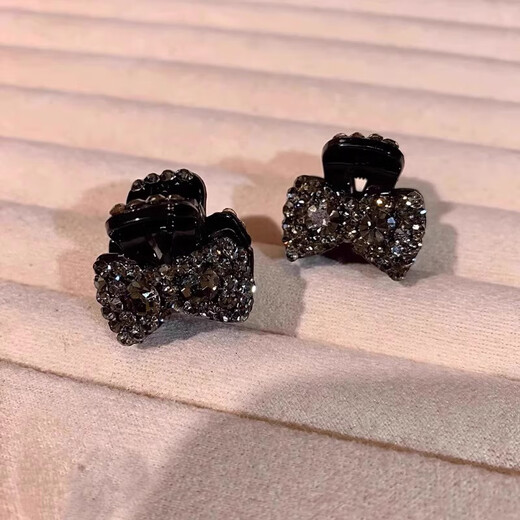 Two Worlds Love Exquisite Rhinestone Bow Small Clip Hair Accessories Small Mini Bangs Hair Clip Women's Forehead Side Clip Headdress Women 1 Pack Flash Diamond Bow Small Clip