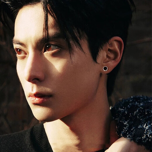 Mansheng black sterling silver 999 earrings for men, men's high-end, handsome, light and luxurious temperament, pierced ears, no need to take them off when sleeping, 999 pure silver six-character mantra earrings, single