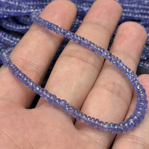DL 1998 Fat Donglai quality tanzanite loose beads natural special gloss beads plate beads pine beads DIY hand necklace half 2.3-3.3mm half 20cm rich color body dry