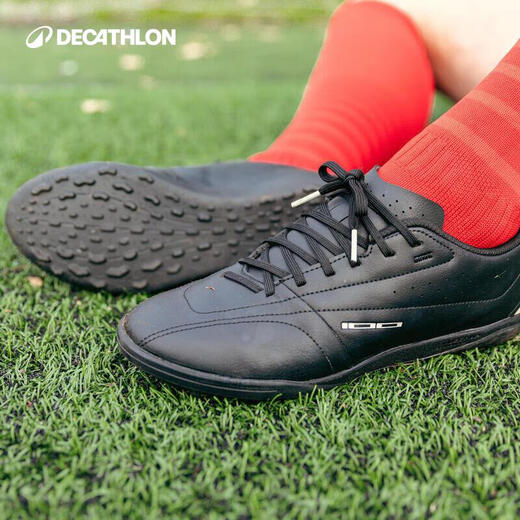 Decathlon comfortable, durable and high-grip adult football shoes with broken nails 4887493