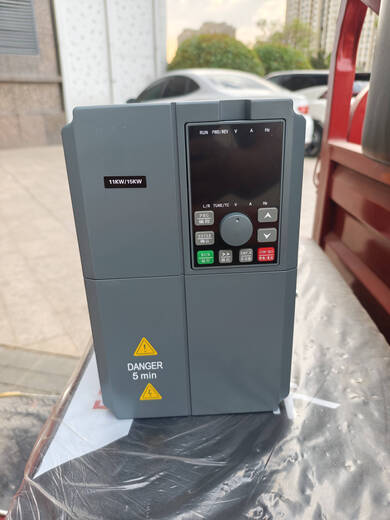 Lianchuang Hi-tech inverter LC400 series Lianchuang inverter 4KW380VLC630 series inverter panel panel 380V