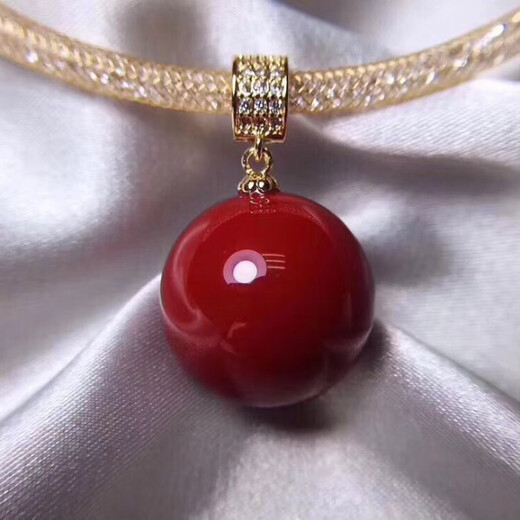 Mochen MOEYCIOR Coral Red Pendant 18k Necklace Necklace Red Necklace Pendant New Year Gift for Mother and Girlfriend Red Coral Pendant 18k Necklace Necklace Red Necklace