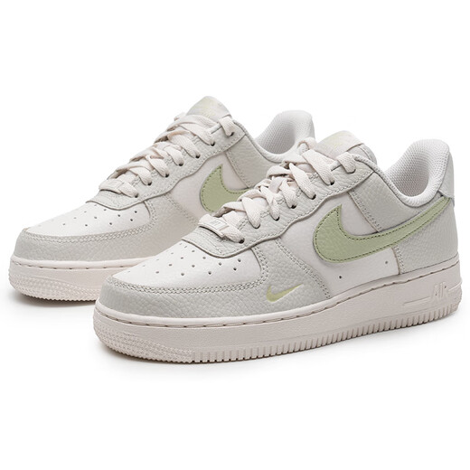 Nike (Nike) Freizeitschuhe für Frauen 25 Sommer neue Mode und frische weiße Schuhe Student Low Top Shoes Air Force1 IB3881-001 39